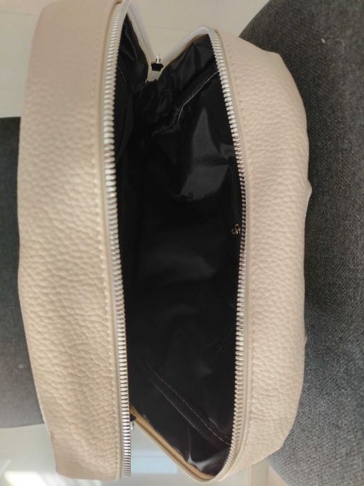 Дамска раница за лаптоп 25 Евро