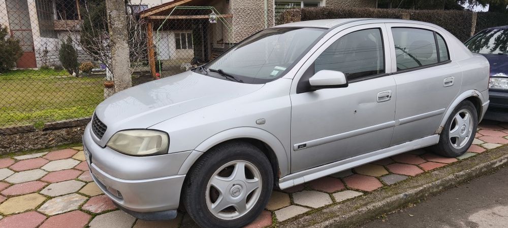 Продавам Опел Астра Г 1.7dtl