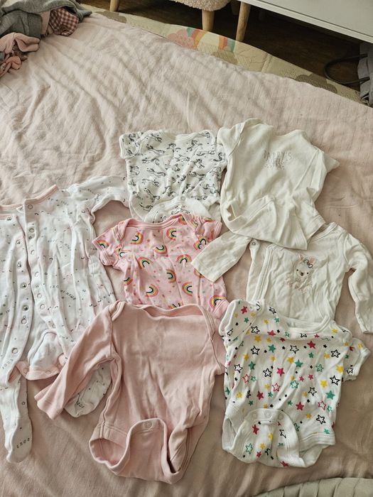 Лот от дрехи за момиче 0-3м.