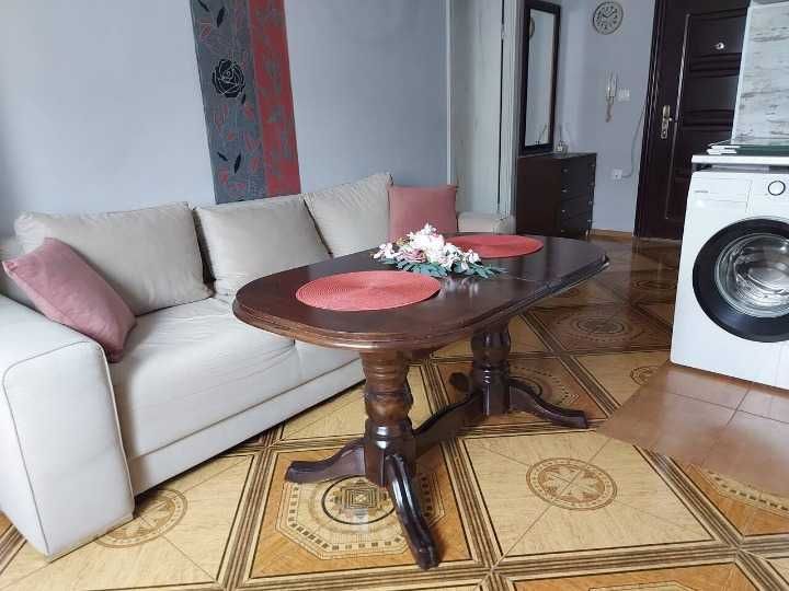 Дава се под наем Двустаен апартамент в Поморие - 50 кв.м за 382.5 € - Снимка #1