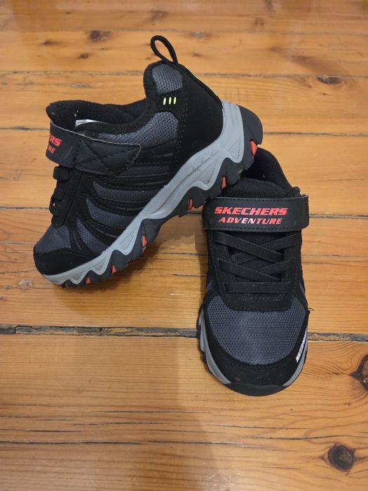 Маратонки Skechers-Непромокаеми
Непромокаеми спортни обувки