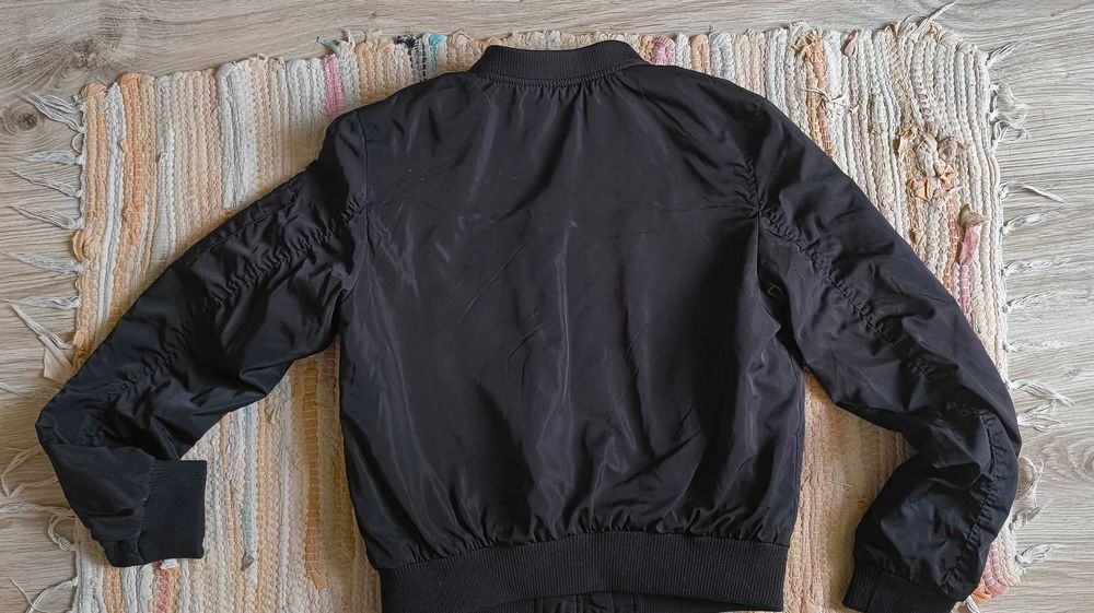 Черно яке-бомбър H&M