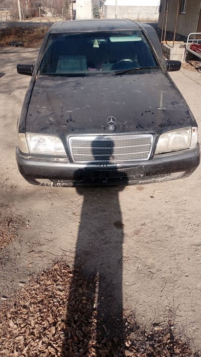 Продам машину срочно