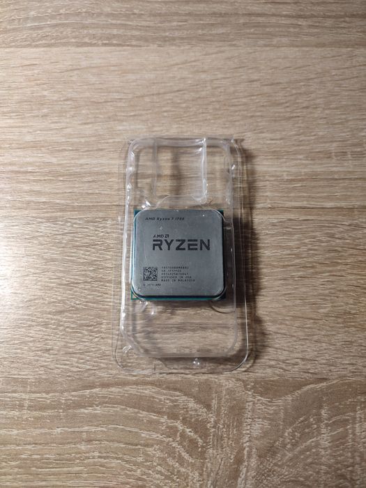AMD Ryzen 7 1700