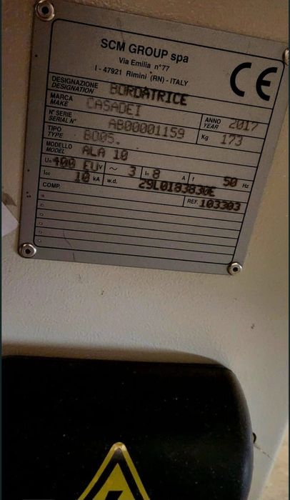 Masina de aplicat cant ABS pe curb