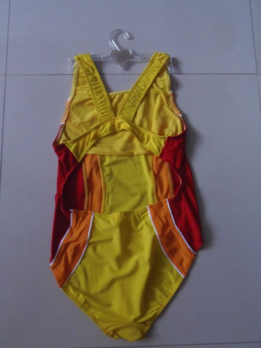 Детски стоки цели бански