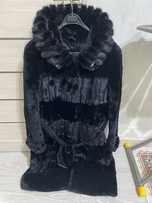 Продам шубу мутон+норка