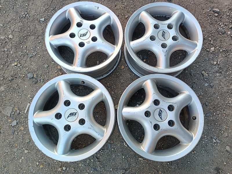 Продам оригинальные легкосплавные диски "AEZ" на Toyota Camry 10