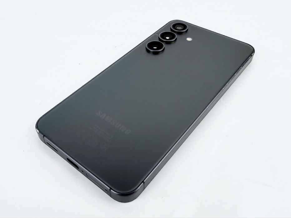 Samsung Galaxy S24 128GB 8RAM Onyx Black Отличен!