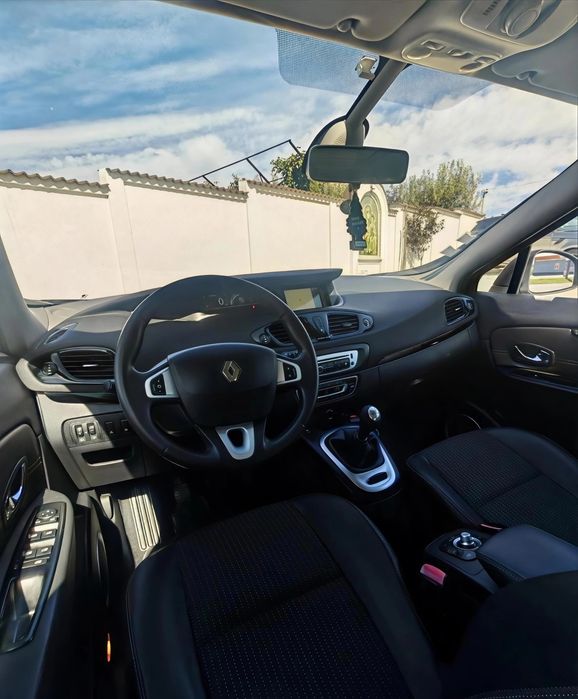 RENAULT Grand Scenic 2012 — imagine 5
