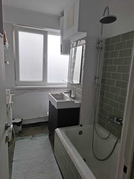 Apartament 2 camere, Eroii Revolutiei
