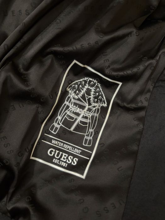 Geacă Guess originală