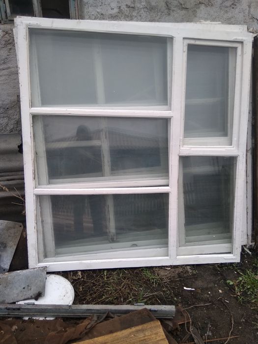 Продам рамы оконные