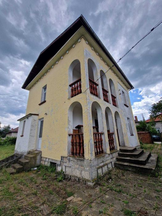 Продава се Къща в с. Девенци, Област Плевен - 375 кв.м за 130 €/кв.м - Снимка #16