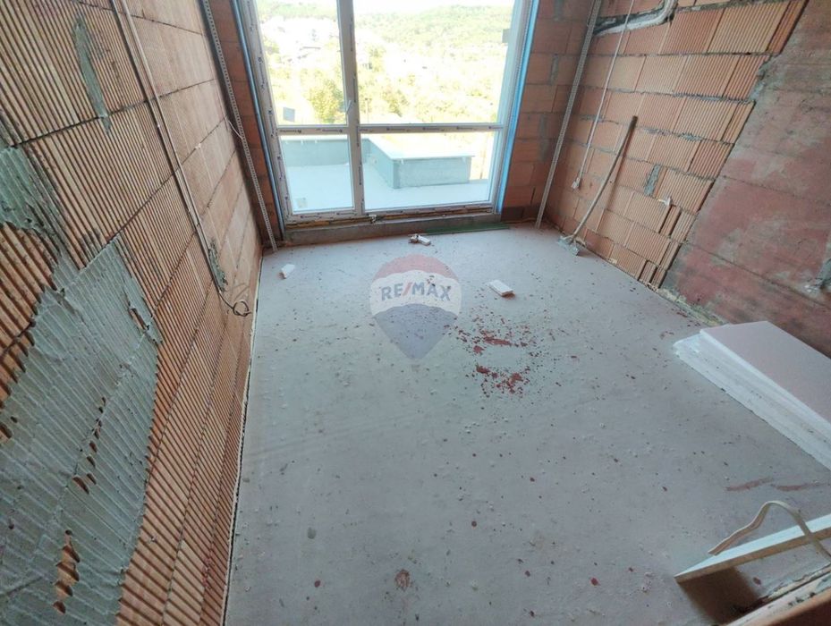 Продава се Тристаен апартамент в Варна, Виница - 106 кв.м за 1210 €/кв.м - Снимка #3