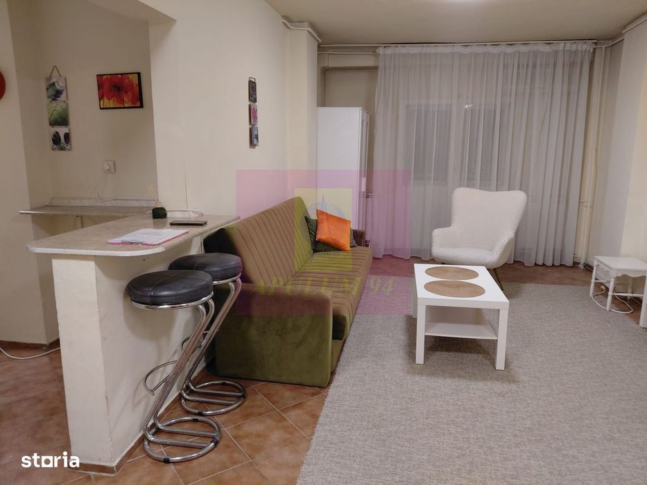 Apartament de 2 camere bd Decebal stradal