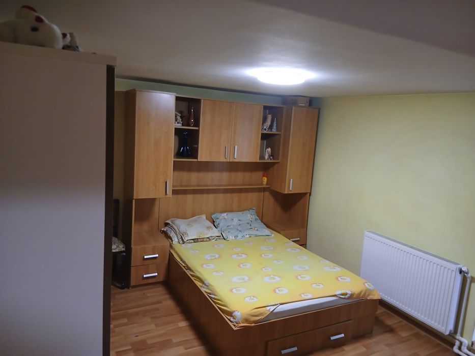 Casă de inchiriat