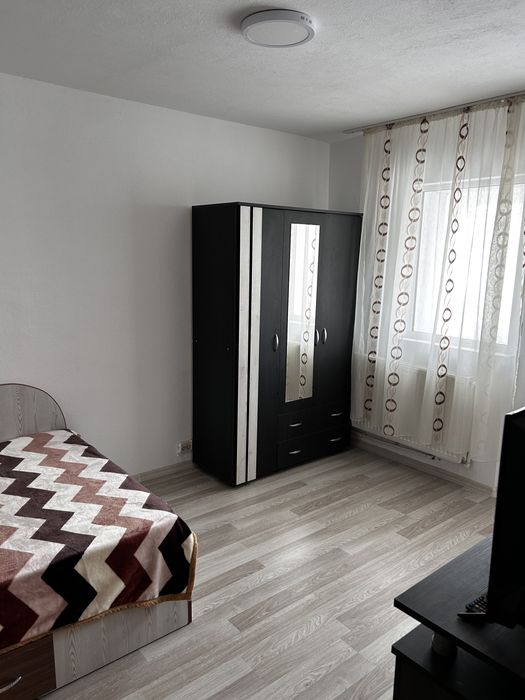 Inchiriez garsoniera in hcc  aleea dragos voda bloc g4 sc 2 et2
