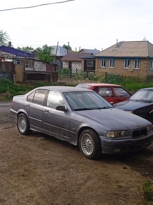 БМВ Е36 матор 1.8