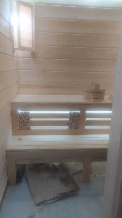 Установка дверей, окон, лестниц, плотницкие работы.