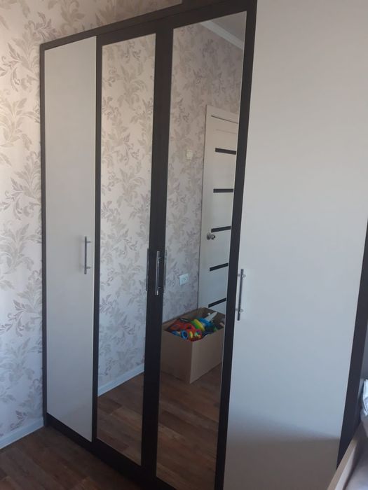 Продам шкаф как новый