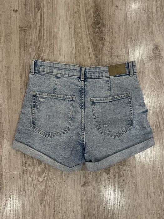 Къси дънкови панталони BERSHKA