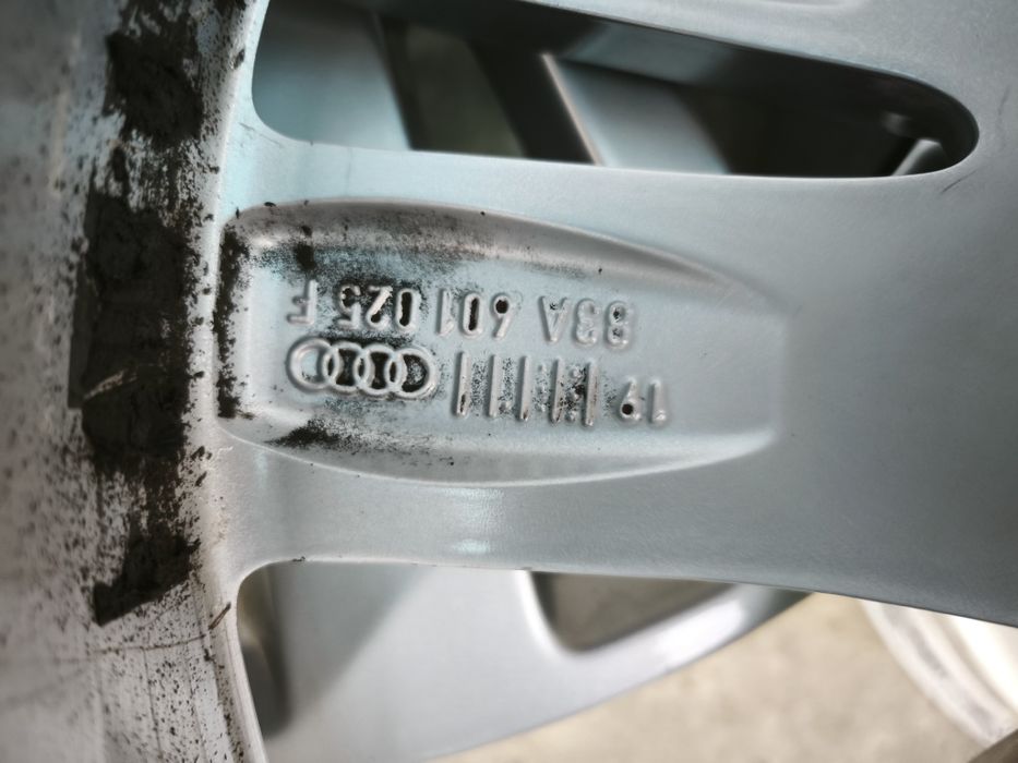 17" оригинални алуминиеви джанти за Audi Q3,Vw Passat,Skoda Octavia...