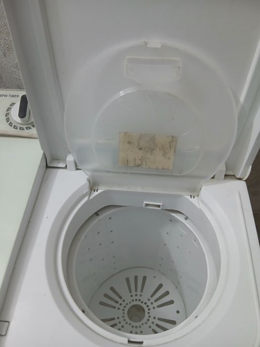 Продаю стиральная машина недорого почти нови все работает