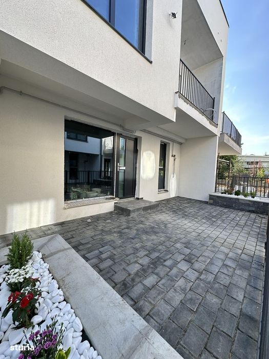 Apartament 3 camere D 2 bai Terasa Capat Pacurari