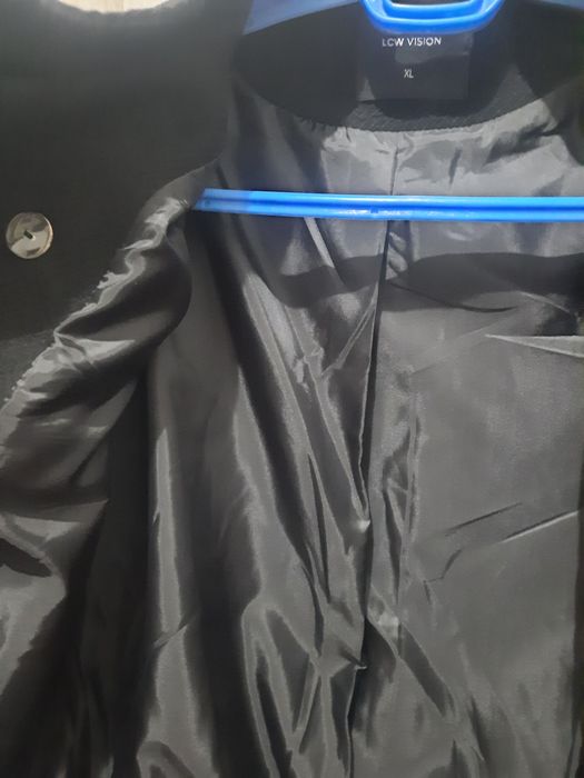 Срочно продаётся Пальто LCW WAIKIKI