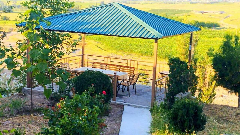 Продам Готовый Бизнес  Зона Отдыха на 1 гектаре.Паркент рн