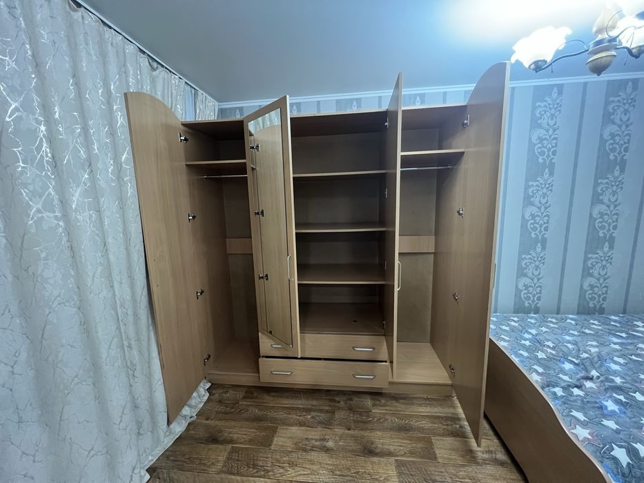 Шкаф в спальную комнату