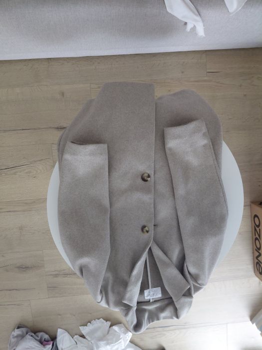 Елегантно детско палто Zara (размер 152 / 11-12 години)