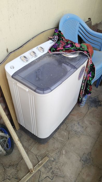 Стиральная машинка полу автомат