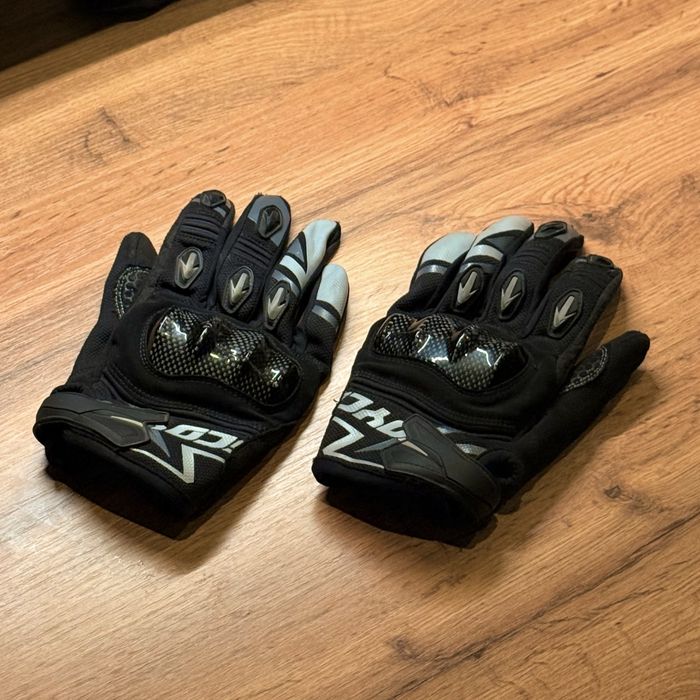 Мотоперчатки Scoyco