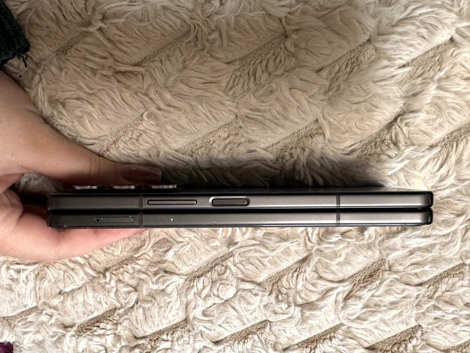 Samsung Z fold 5 512 gb