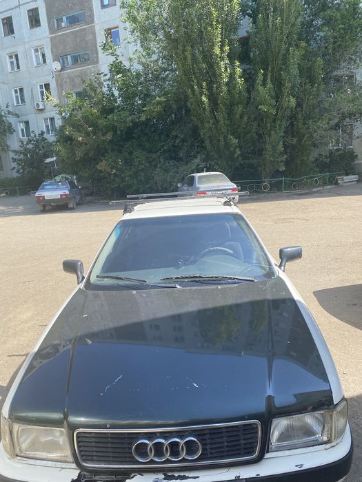 Машина Ауди b4