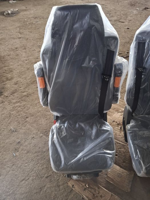 Продам  новые  сидения