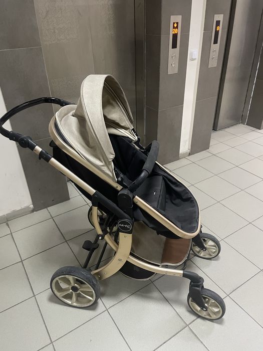 Продам коляску 3 в 1