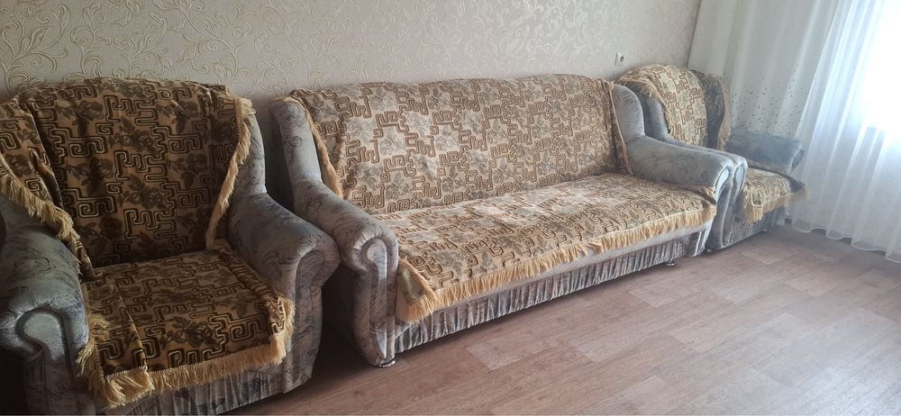 Диван + 2 кресла
