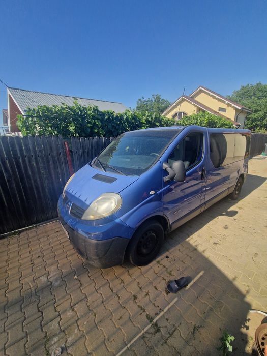 Renault trafic 8+1  2.5