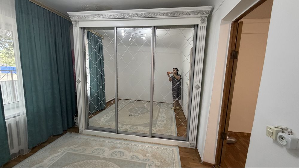 Диван клем шкаф люстры