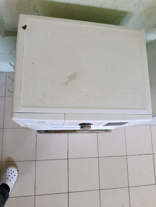 Продам стиральную машинку