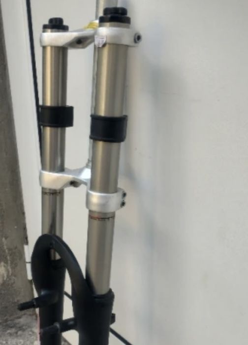 Двукоронна Вилка zoom 650 -26''