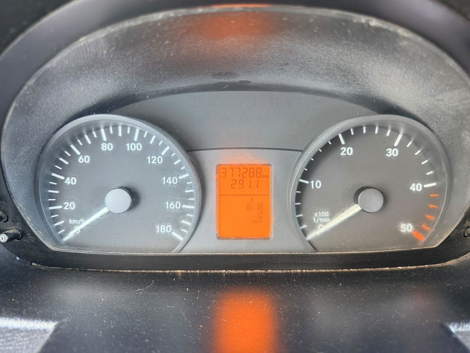 Mercedes Benz Sprinter 315 Doka 6 locuri