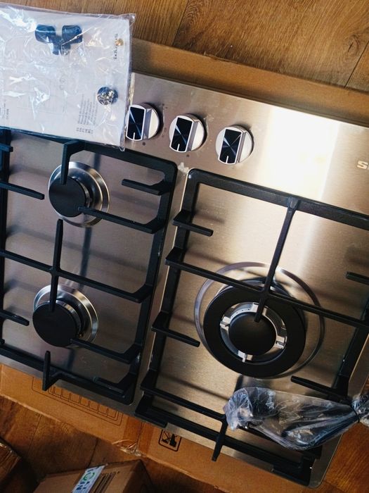 PLITA PE GAZ cu aprindere electrica din inox