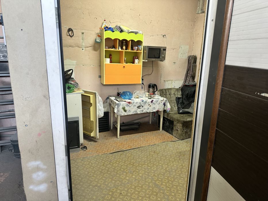 Продам гаражный бокс