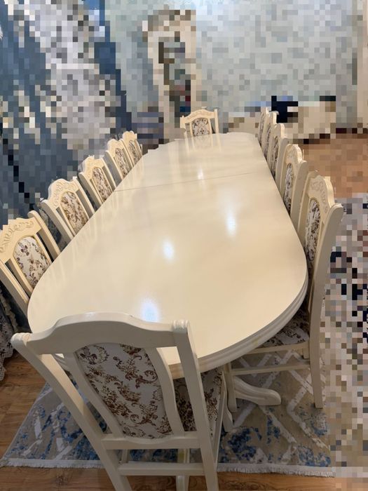 Стол отырғыштарымен