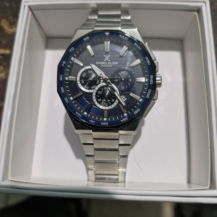 Часы наручные мужские DK продам !!