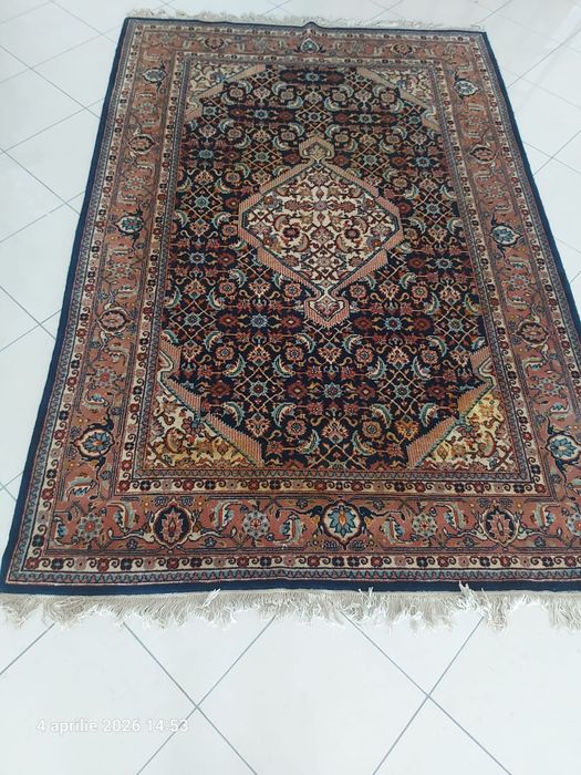 Covor Persan autentic, lucrat manual
